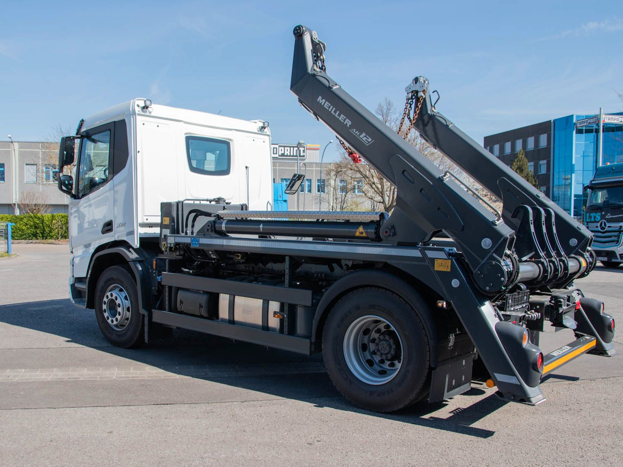 DAF XD 410 FA Meiller Absetzkipper DAF XD 410 FA Meiller Absetzkipper - Liftdumper lastbil: bild 5 DAF XD 410 FA Meiller Absetzkipper DAF XD 410 FA Meiller Absetzkipper - Liftdumper lastbil: bild 5