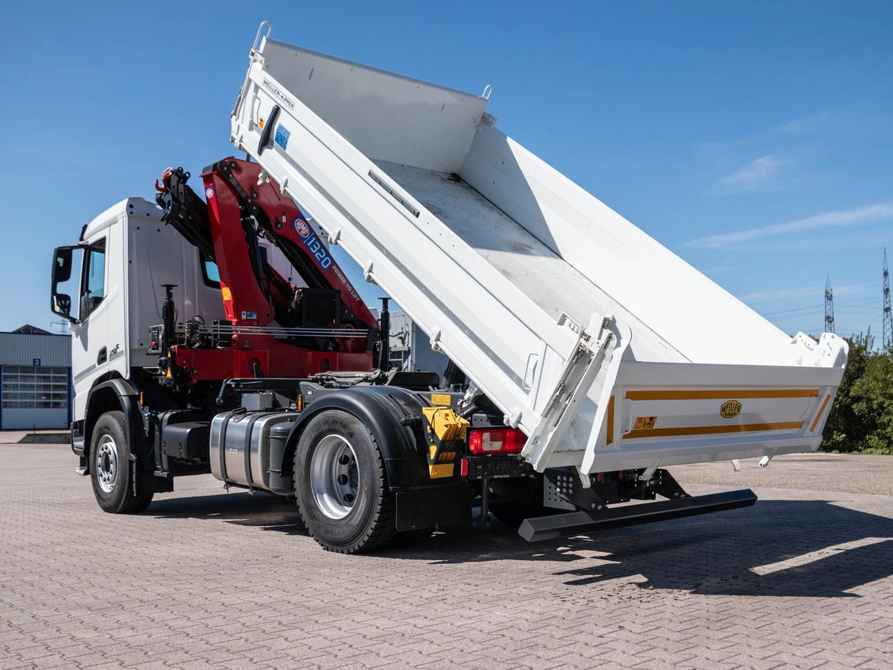 DAF XDC 370 FA Meiller Krankipper HMF DAF XDC 370 FA Meiller Krankipper HMF - Tippbil lastbil: bild 4 DAF XDC 370 FA Meiller Krankipper HMF DAF XDC 370 FA Meiller Krankipper HMF - Tippbil lastbil: bild 4