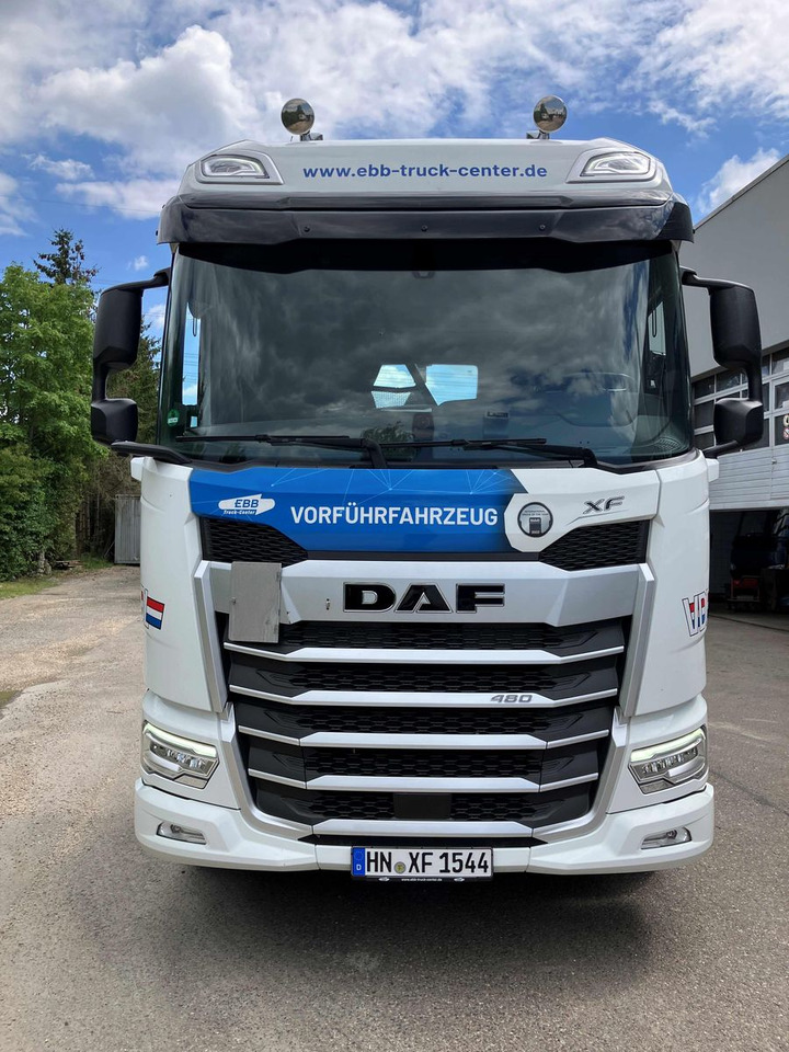 DAF XF 480 FAN Abroller VDL DAF XF 480 FAN Abroller VDL - Lastväxlare lastbil: bild 2 DAF XF 480 FAN Abroller VDL DAF XF 480 FAN Abroller VDL - Lastväxlare lastbil: bild 2