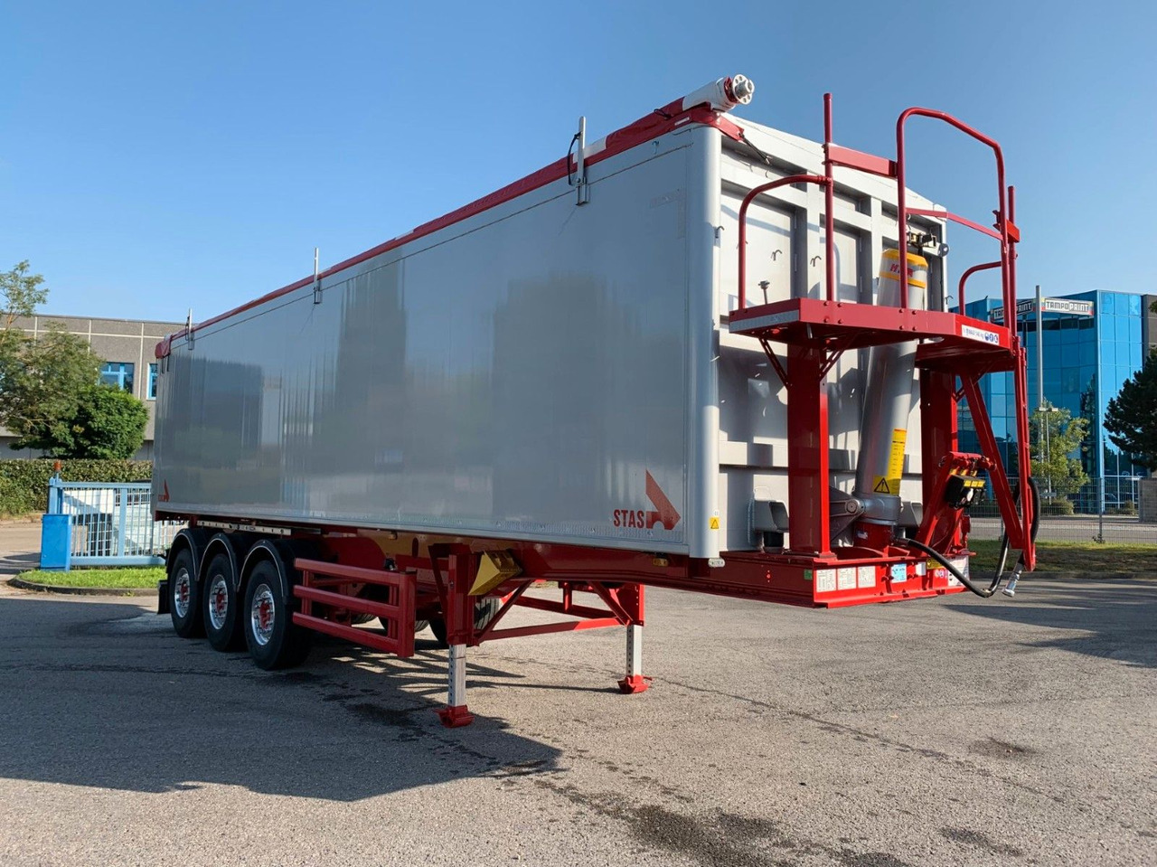 Stas Agrostar 51,8 cbm Stas Agrostar 51,8 cbm - Tippbil semitrailer: bild 2 Stas Agrostar 51,8 cbm Stas Agrostar 51,8 cbm - Tippbil semitrailer: bild 2