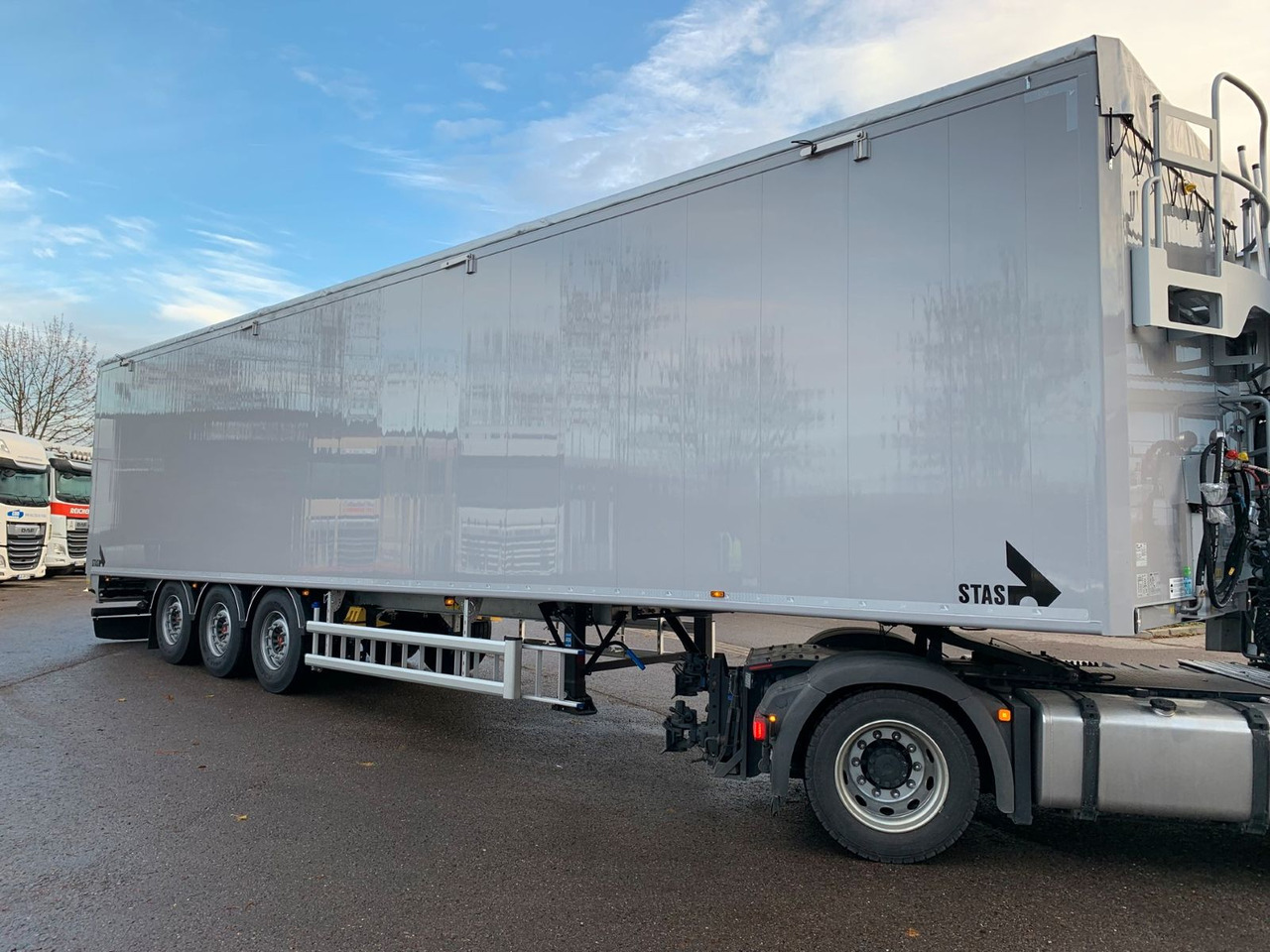 Stas Biostar 91,3 cbm - Moving floor semitrailer: bild 1 Stas Biostar 91,3 cbm - Moving floor semitrailer: bild 1