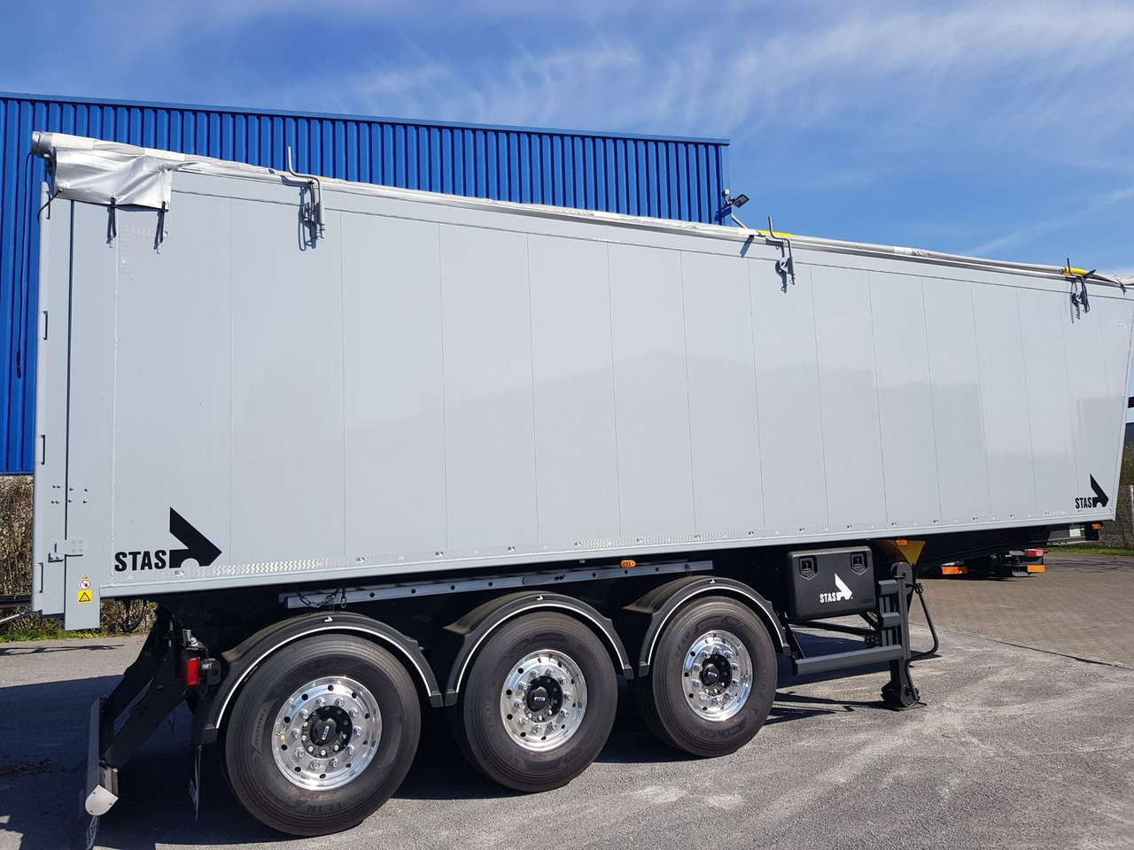 Stas agroSTAR 47,6 cbm Kippsattelauflieger Stas agroSTAR 47,6 cbm Kippsattelauflieger - Tippbil semitrailer: bild 5 Stas agroSTAR 47,6 cbm Kippsattelauflieger Stas agroSTAR 47,6 cbm Kippsattelauflieger - Tippbil semitrailer: bild 5