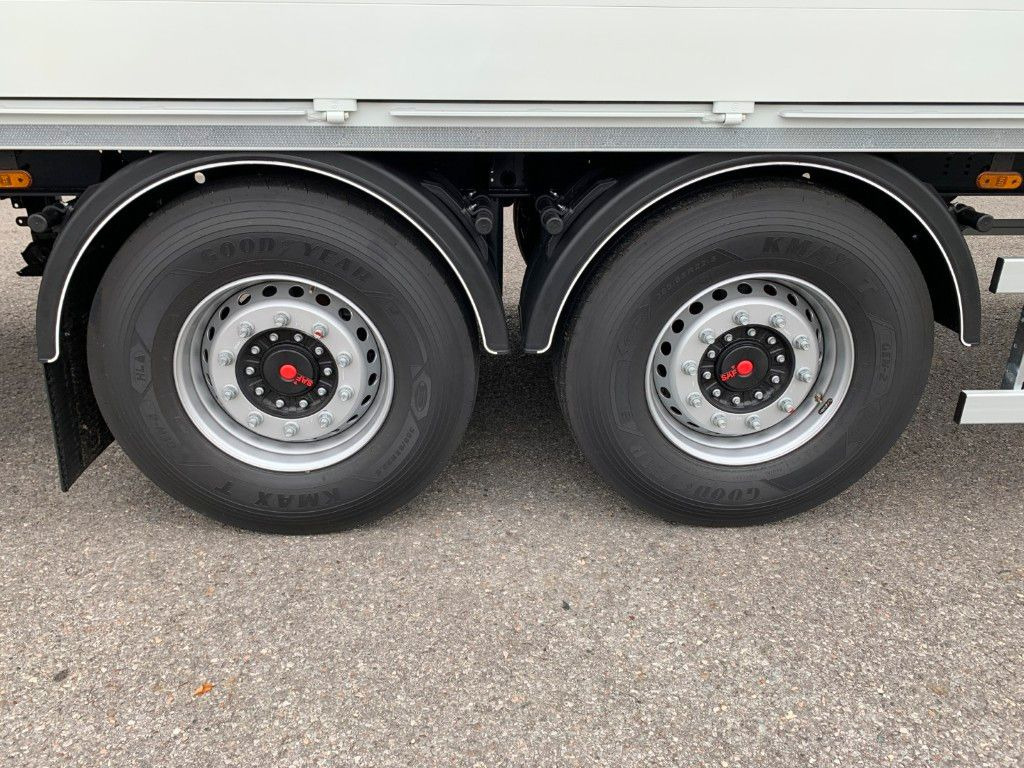 Zentralachsanhänger Swing-Board I tiefgekuppelt - Dryckestransport trailer: bild 3 Zentralachsanhänger Swing-Board I tiefgekuppelt - Dryckestransport trailer: bild 3