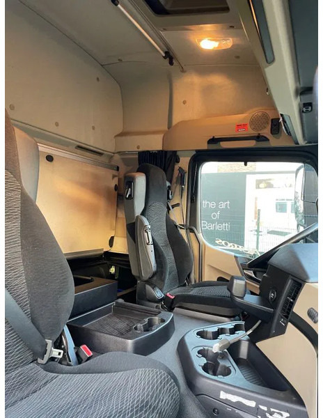 Mercedes-Benz Actros 1833 ! 2018 - Dragbil: bild 5 Mercedes-Benz Actros 1833 ! 2018 - Dragbil: bild 5