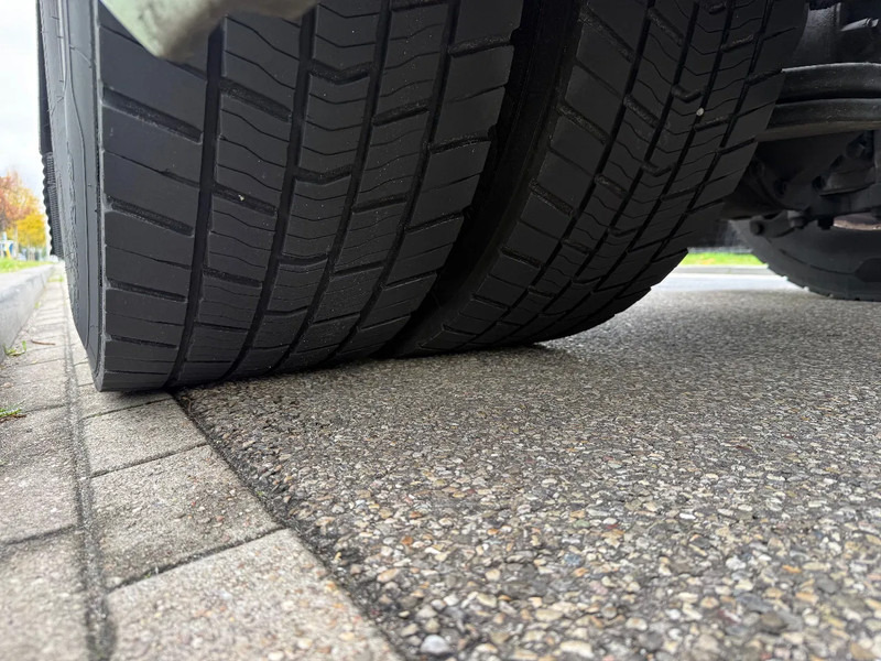 Dragbil Scania G410 2018 highline retarder crown edition!!!: bild 19 Dragbil Scania G410 2018 highline retarder crown edition!!!: bild 19