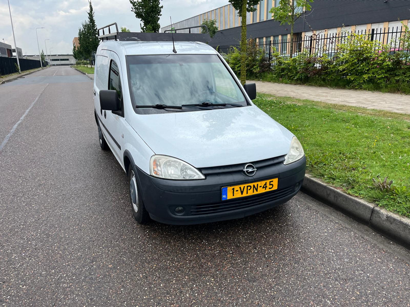 Opel Combo 1.3 CDTI, Airco, Radio, Roofrack - Små skåpbil: bild 5 Opel Combo 1.3 CDTI, Airco, Radio, Roofrack - Små skåpbil: bild 5