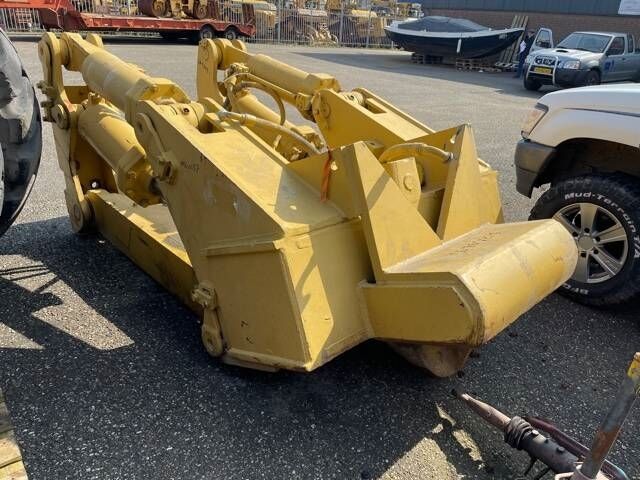 CAT D 8 R Ripper CAT D 8 R Ripper - Tjälkrok för Byggmaskiner: bild 3 CAT D 8 R Ripper CAT D 8 R Ripper - Tjälkrok för Byggmaskiner: bild 3