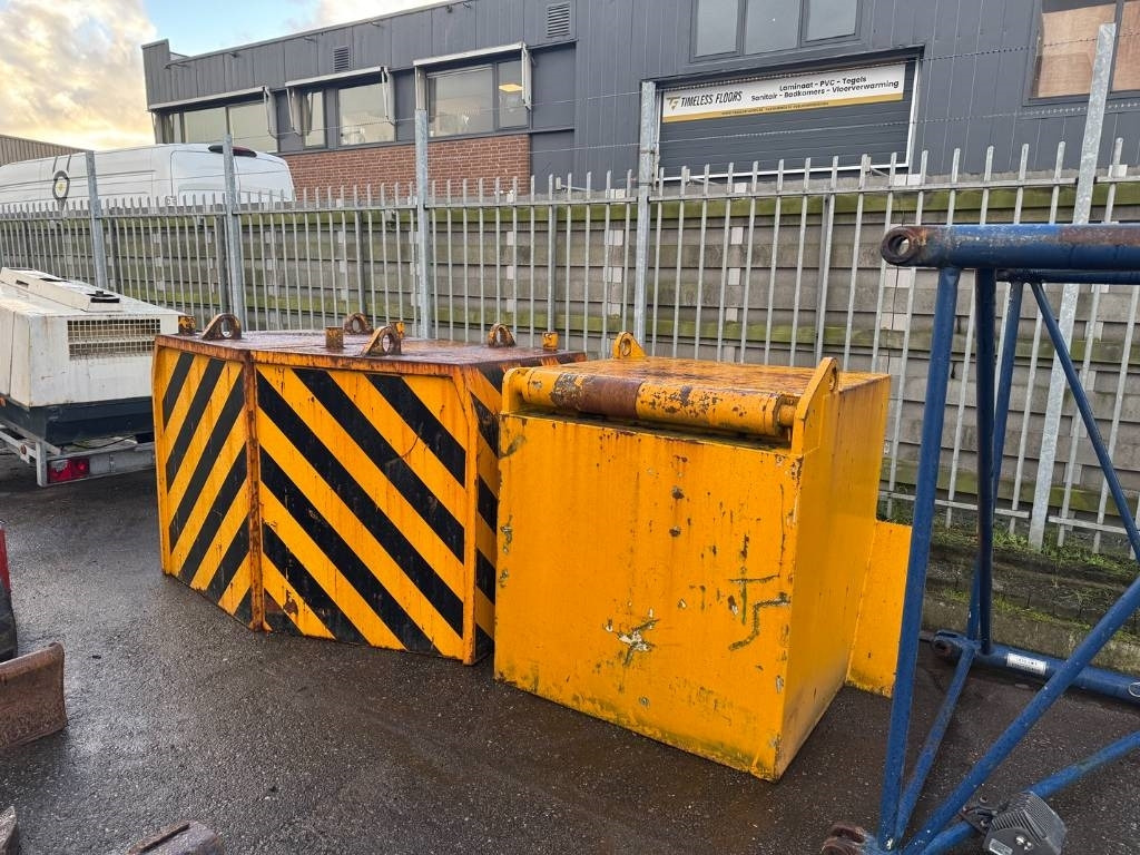 Sumitomo LS218RH 80tons 33m boom - Bandgående kran: bild 5 Sumitomo LS218RH 80tons 33m boom - Bandgående kran: bild 5