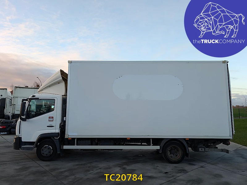 Renault D 180 - Lastbil med skåp: bild 2 Renault D 180 - Lastbil med skåp: bild 2