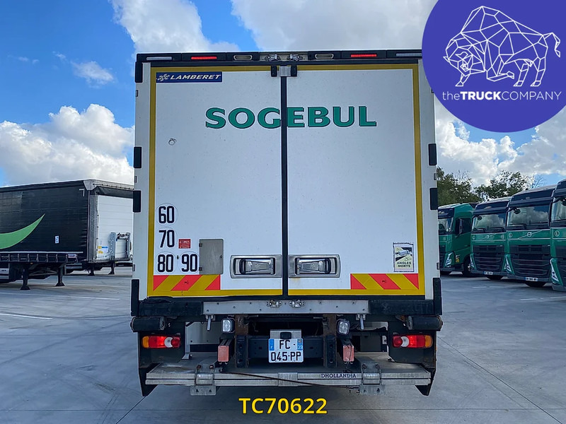 Renault D 320 - Lastbil med skåp: bild 3 Renault D 320 - Lastbil med skåp: bild 3