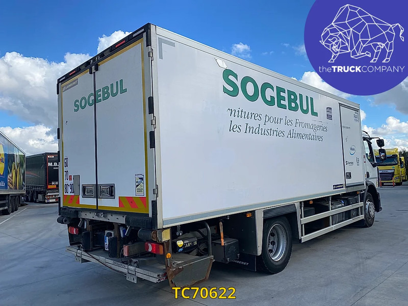 Renault D 320 - Lastbil med skåp: bild 4 Renault D 320 - Lastbil med skåp: bild 4