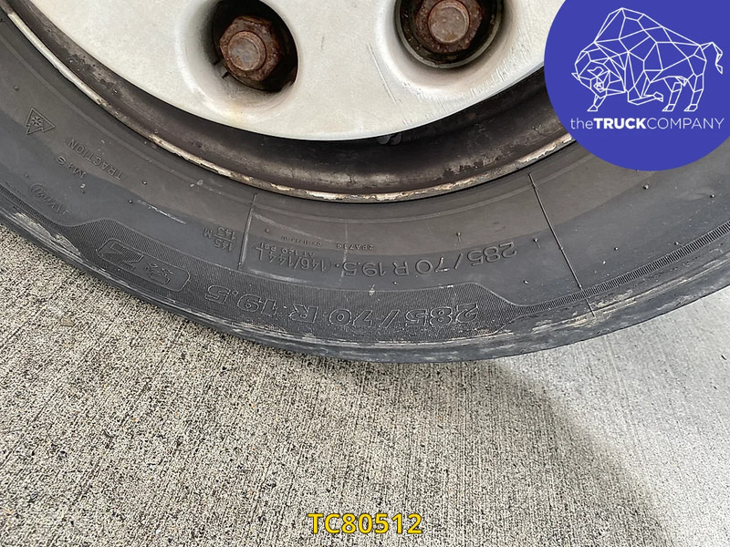 Lastbil med skåp Renault Midlum 240: bild 15