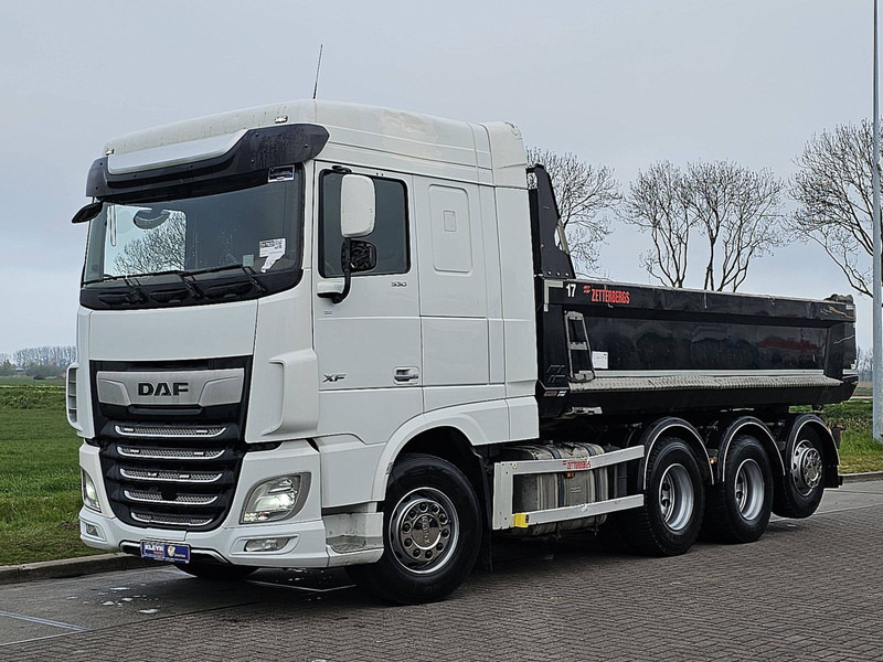 DAF XF 530 8X4 FAW STEEL TIPPER - Tippbil lastbil: bild 2 DAF XF 530 8X4 FAW STEEL TIPPER - Tippbil lastbil: bild 2