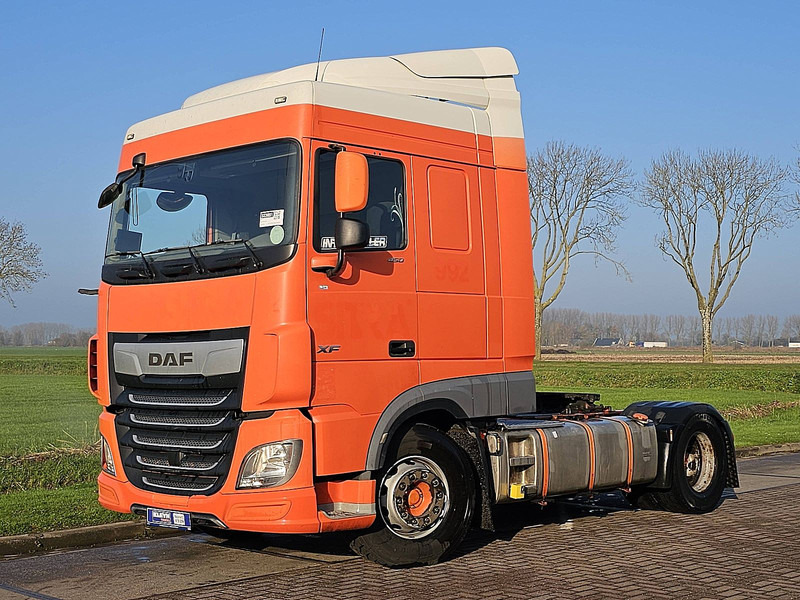DAF XF 450 - Dragbil: bild 2 DAF XF 450 - Dragbil: bild 2