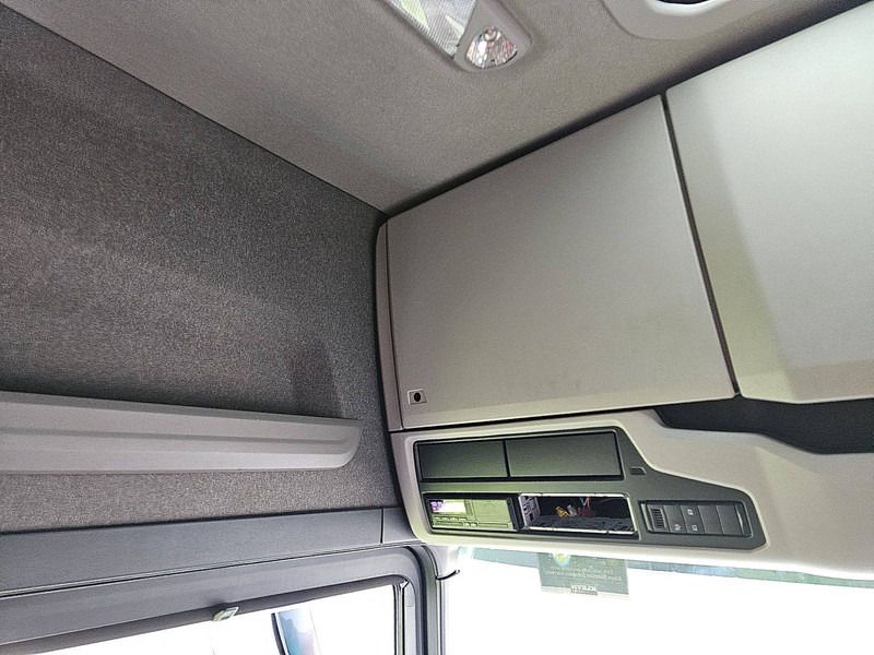 Dragbil Scania R450: bild 11