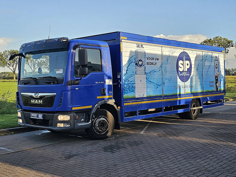 MAN 12.190 TGL AIRCO 3 SEATS NAVI - Lastbil med skåp: bild 2 MAN 12.190 TGL AIRCO 3 SEATS NAVI - Lastbil med skåp: bild 2