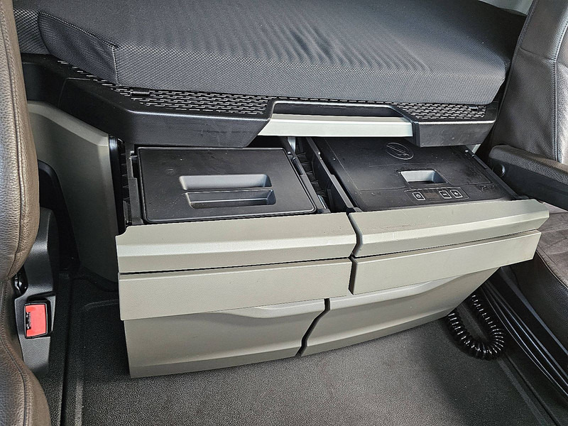 Containerbil/ Växelflak lastbil MAN 26.510 TGX GX 6X2 INTARDER: bild 10