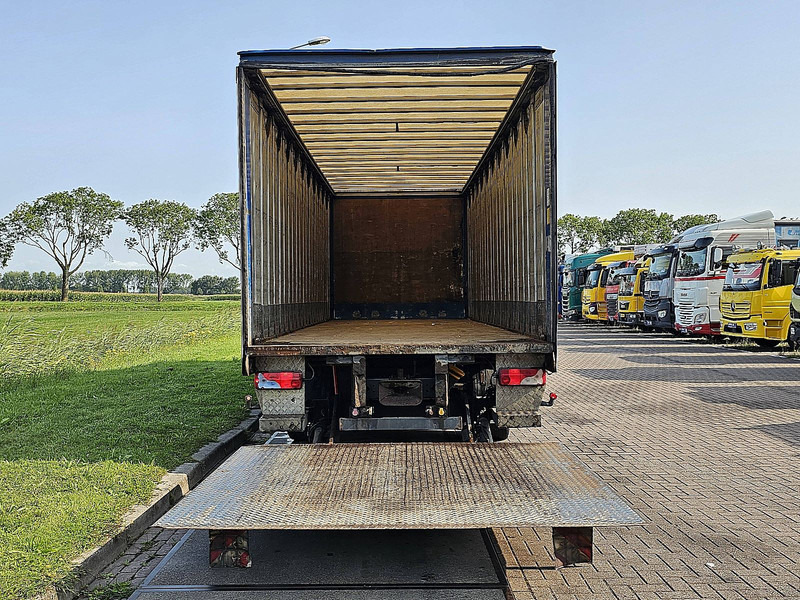 Kapellbil Scania P360 2500 kg lift: bild 13 Kapellbil Scania P360 2500 kg lift: bild 13