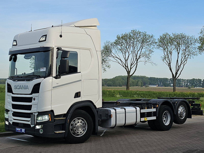 Scania R450 6X2*4 RET. LED WB475 - Containerbil/ Växelflak lastbil: bild 2 Scania R450 6X2*4 RET. LED WB475 - Containerbil/ Växelflak lastbil: bild 2