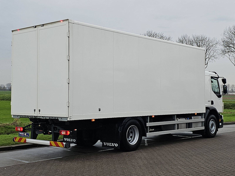 Volvo FE 320.18 6900 KM LIKE NEW!! - Lastbil med skåp: bild 3 Volvo FE 320.18 6900 KM LIKE NEW!! - Lastbil med skåp: bild 3