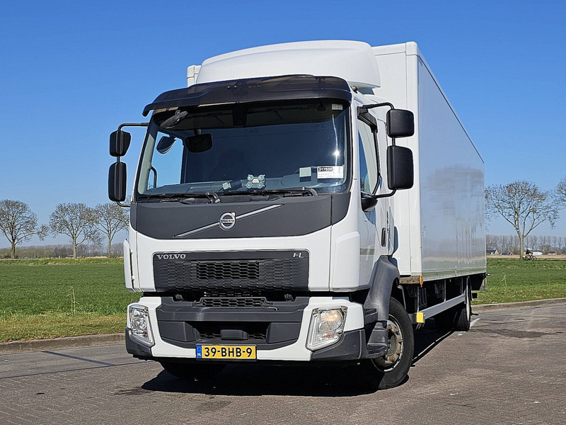 Volvo FL 250.12 - Lastbil med skåp: bild 1 Volvo FL 250.12 - Lastbil med skåp: bild 1