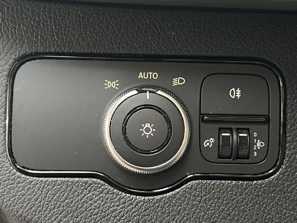 Mercedes-Benz Sprinter 315 CDI Automatik UPS-Integralkoffer - Volymskåp: bild 5 Mercedes-Benz Sprinter 315 CDI Automatik UPS-Integralkoffer - Volymskåp: bild 5