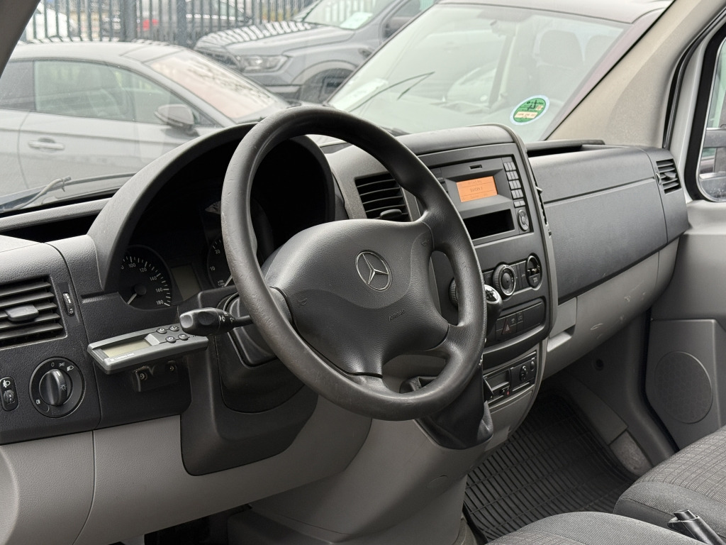 Kylbil Mercedes-Benz Sprinter 513 CDI ThermoKing V-200 Rohrbahnen 516: bild 14 Kylbil Mercedes-Benz Sprinter 513 CDI ThermoKing V-200 Rohrbahnen 516: bild 14