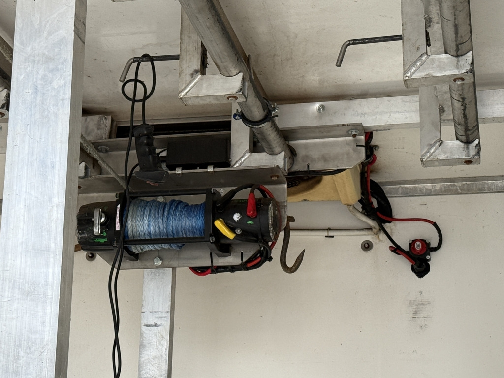 Kylbil Mercedes-Benz Sprinter 513 CDI ThermoKing V-200 Rohrbahnen 516: bild 7 Kylbil Mercedes-Benz Sprinter 513 CDI ThermoKing V-200 Rohrbahnen 516: bild 7