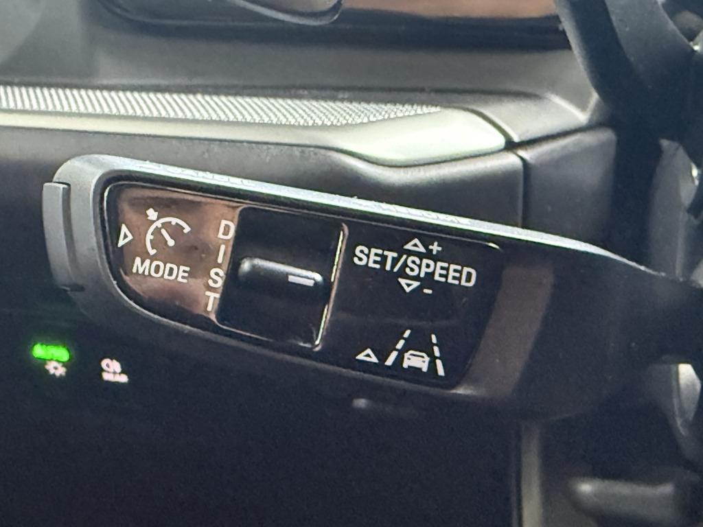 Porsche Cayenne S E-Hybrid InnoDrive HA-Lenk PDCC Burmes - SUV: bild 3 Porsche Cayenne S E-Hybrid InnoDrive HA-Lenk PDCC Burmes - SUV: bild 3