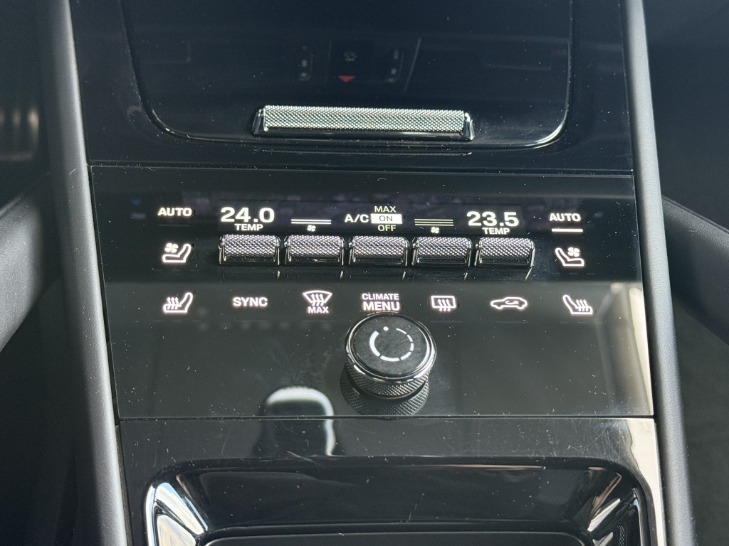 Porsche Cayenne S E-Hybrid InnoDrive HA-Lenk PDCC Burmes - SUV: bild 4 Porsche Cayenne S E-Hybrid InnoDrive HA-Lenk PDCC Burmes - SUV: bild 4