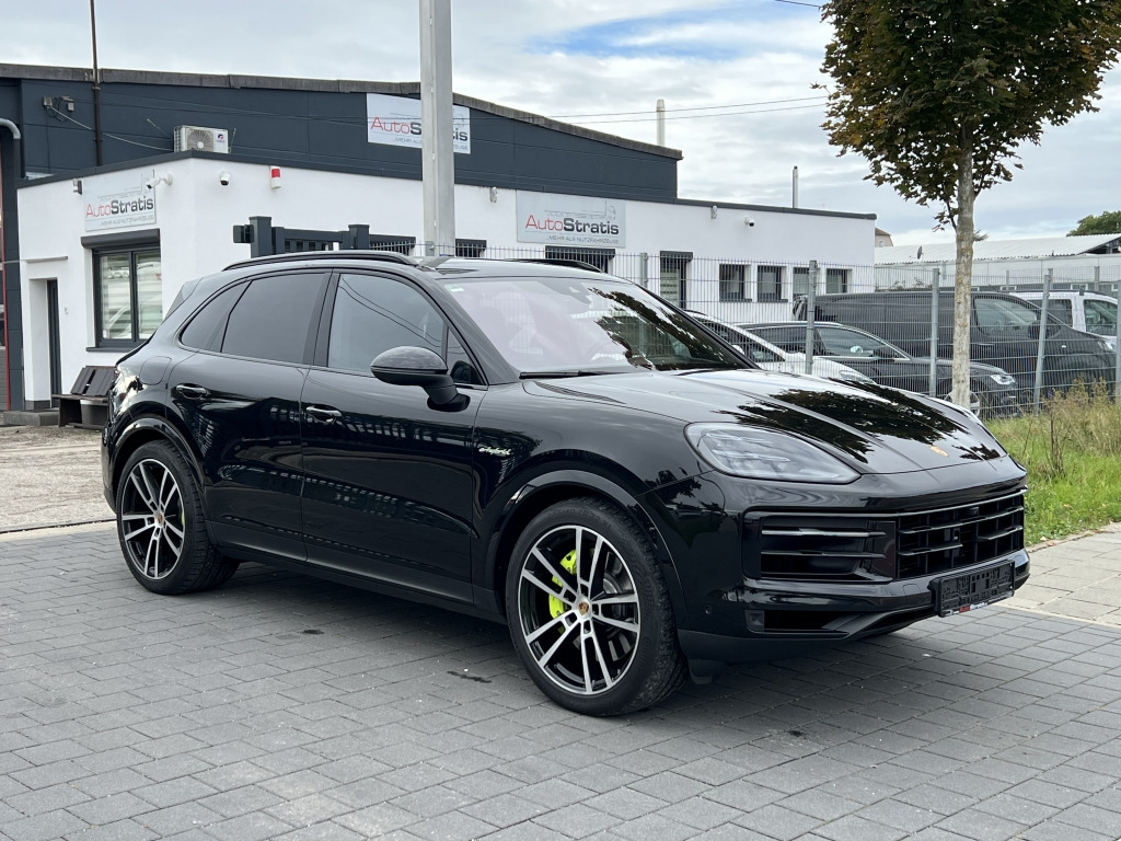 Porsche Cayenne S E-Hybrid InnoDrive HA-Lenk PDCC Burmes - SUV: bild 1 Porsche Cayenne S E-Hybrid InnoDrive HA-Lenk PDCC Burmes - SUV: bild 1
