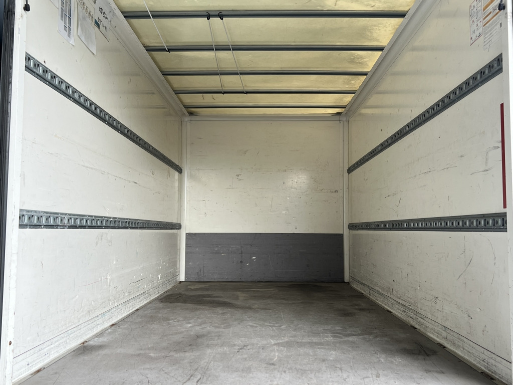 VW Crafter Maxi 4,35m Koffer+LBW Rückf.Kamera Klima - Volymskåp: bild 2 VW Crafter Maxi 4,35m Koffer+LBW Rückf.Kamera Klima - Volymskåp: bild 2