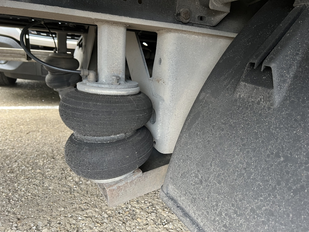 Wecon AZ218LN Jumbo Tandem 7,6m P+P Luftfederung - Kapellsläp: bild 4 Wecon AZ218LN Jumbo Tandem 7,6m P+P Luftfederung - Kapellsläp: bild 4