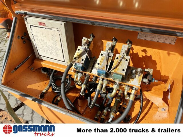 IMSSN E2940HFA Feuchtsalzstreuer, 4m³, 1950l - Sand-/ Saltspridare för Utility/ Specialfordon: bild 4 IMSSN E2940HFA Feuchtsalzstreuer, 4m³, 1950l - Sand-/ Saltspridare för Utility/ Specialfordon: bild 4