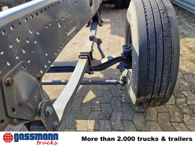 Iveco Trakker AD260T45 6x4, BRANDSCHADEN FAHRERHAUS! - Chassi lastbil: bild 4 Iveco Trakker AD260T45 6x4, BRANDSCHADEN FAHRERHAUS! - Chassi lastbil: bild 4