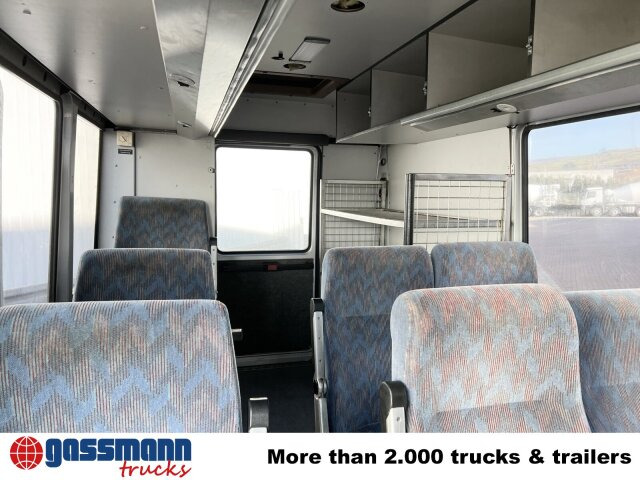 Mercedes-Benz 711 D-KA 4x2, Standklima, 11-Sitze, 2 x on stock - Minibuss, Persontransport: bild 5 Mercedes-Benz 711 D-KA 4x2, Standklima, 11-Sitze, 2 x on stock - Minibuss, Persontransport: bild 5