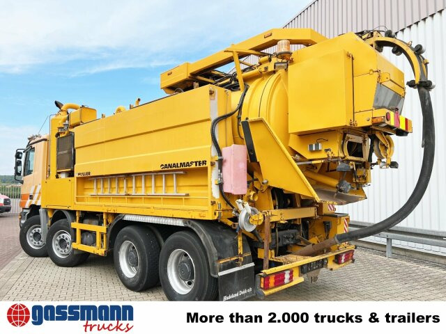 Mercedes-Benz Actros 3243 K 8x4/4, Müller Saug- und - Sopmaskin: bild 2 Mercedes-Benz Actros 3243 K 8x4/4, Müller Saug- und - Sopmaskin: bild 2