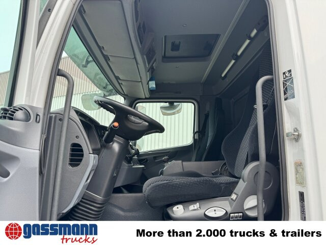 Mercedes-Benz Axor 1833 L 4x2, Getränkekoffer - Lastbil med skåp: bild 2 Mercedes-Benz Axor 1833 L 4x2, Getränkekoffer - Lastbil med skåp: bild 2