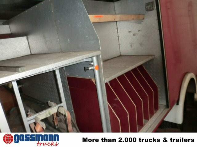 Mercedes-Benz LP 813 4x2 Löschfahrzeug mit Wasserbehälter - Släck/ Räddningsvagn: bild 2 Mercedes-Benz LP 813 4x2 Löschfahrzeug mit Wasserbehälter - Släck/ Räddningsvagn: bild 2