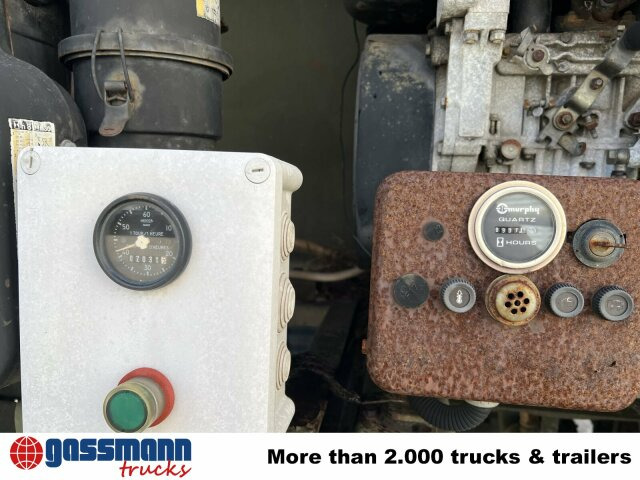 Renault Midliner S170 4x4, 6000l Wassertank - Tankbil: bild 2 Renault Midliner S170 4x4, 6000l Wassertank - Tankbil: bild 2