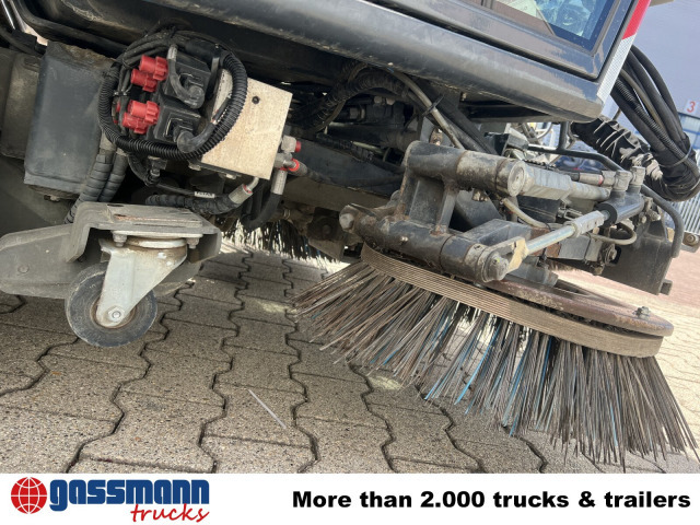 Schmidt Swingo Compact 200 4x2, Kehrmaschine - Sopmaskin: bild 3 Schmidt Swingo Compact 200 4x2, Kehrmaschine - Sopmaskin: bild 3