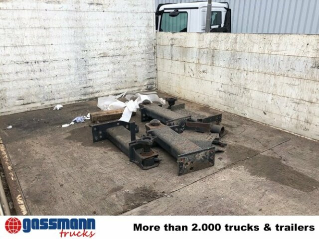 Wechselbrücke mit Kranvorrichtung - Flakbyggnation: bild 2 Wechselbrücke mit Kranvorrichtung - Flakbyggnation: bild 2