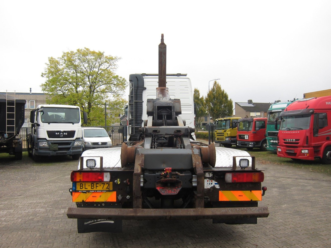 Volvo FH 460 Globe 8X2 Haken 25T Manual Ap-Achse - Lastväxlare lastbil: bild 3 Volvo FH 460 Globe 8X2 Haken 25T Manual Ap-Achse - Lastväxlare lastbil: bild 3