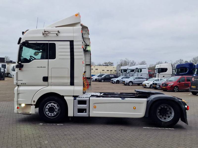 MAN TGX 18.500 4x2 - Low KM 280Tkm - 2x tank - Navi - Euro 6 - Full spoiler - Dragbil: bild 4 MAN TGX 18.500 4x2 - Low KM 280Tkm - 2x tank - Navi - Euro 6 - Full spoiler - Dragbil: bild 4