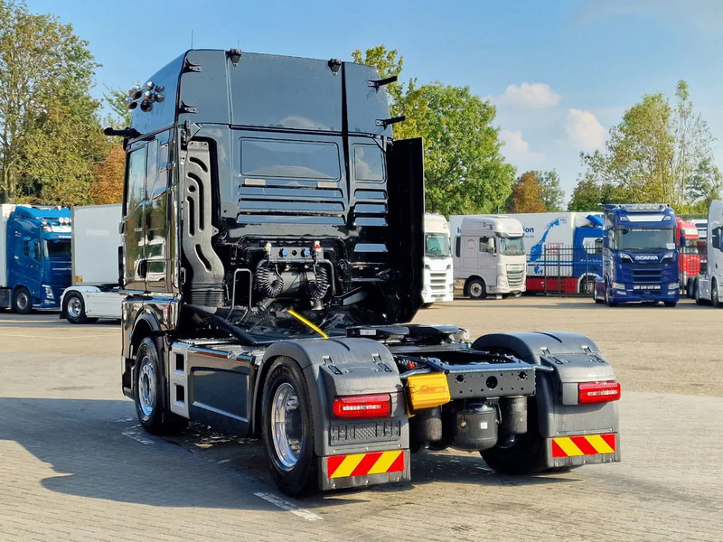 MAN TGX 18.540 - New - Full spec - Retarder - 2x tank - Full spoiler - Dragbil: bild 5 MAN TGX 18.540 - New - Full spec - Retarder - 2x tank - Full spoiler - Dragbil: bild 5