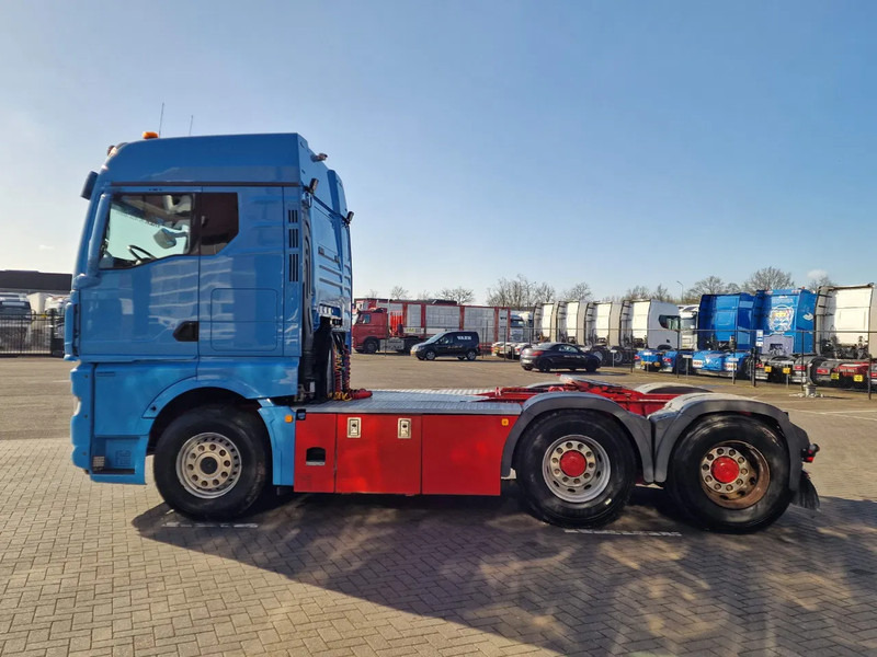 MAN TGX 33.510 6x4 - Facelift - Low km 252Tkm - Navi - Sliding 5th wheel - Dragbil: bild 4 MAN TGX 33.510 6x4 - Facelift - Low km 252Tkm - Navi - Sliding 5th wheel - Dragbil: bild 4