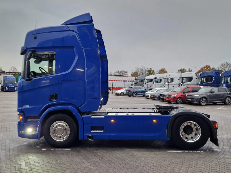 Scania R450 NGS Highline 4x2 - Retarder - Full air - Night clima - Leather - Led - 2x tank - Dragbil: bild 4 Scania R450 NGS Highline 4x2 - Retarder - Full air - Night clima - Leather - Led - 2x tank - Dragbil: bild 4