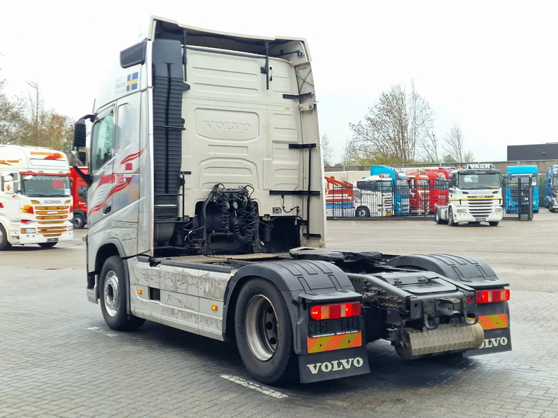 Volvo FH 13.500 Globetrotter 4x2 - Euro 6 - I parkcool - 2x tank - Full spoiler - Dragbil: bild 5 Volvo FH 13.500 Globetrotter 4x2 - Euro 6 - I parkcool - 2x tank - Full spoiler - Dragbil: bild 5