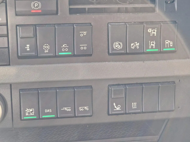 Dragbil Volvo FH 16.750 Globetrotter XL 6x2 - Retarder - I parkcool - Full air - Leather: bild 16