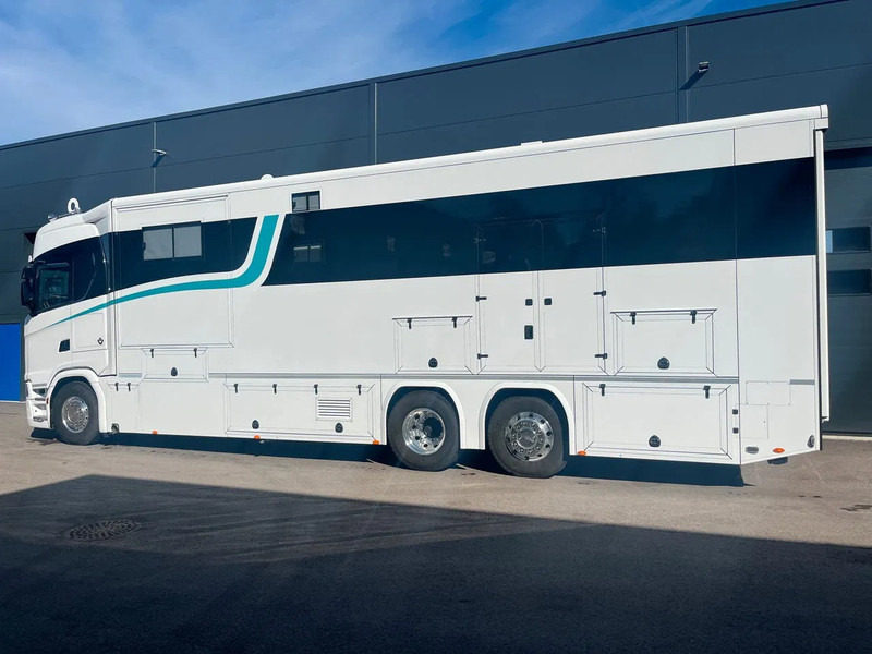 Scania S590 V8 6x2 Camper / Motorhome - New 2025 - Garage - Slide out - - Husbil: bild 5 Scania S590 V8 6x2 Camper / Motorhome - New 2025 - Garage - Slide out - - Husbil: bild 5